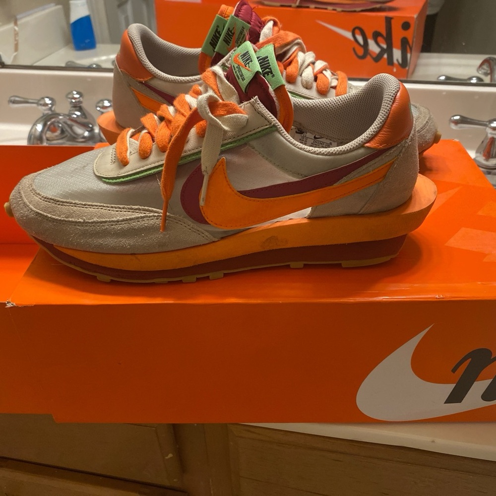 Nike Multicolor Sneakers with Orange and Beige